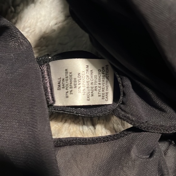 Fredricks of Hollywood Lingerie Slip - Picture 5 of 5